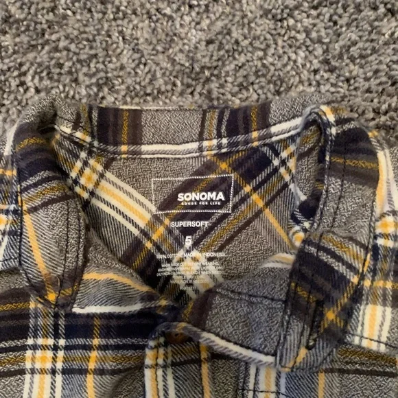 Sonoma boys plaid flannel size 5 - Picture 3 of 4